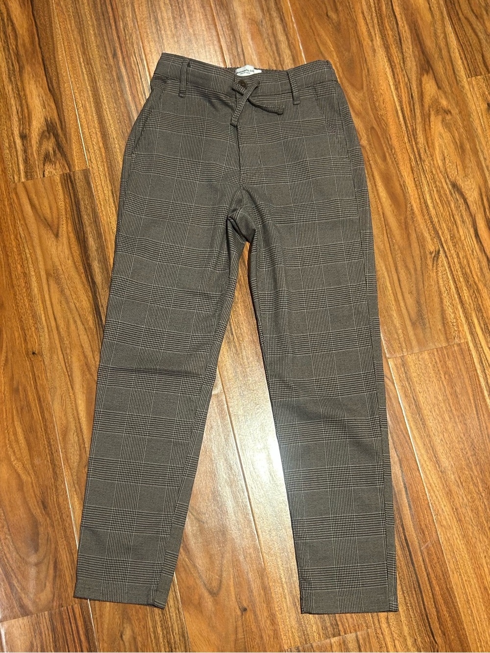 Abercrombie kids plaid pull on taper pants boys size 11 12